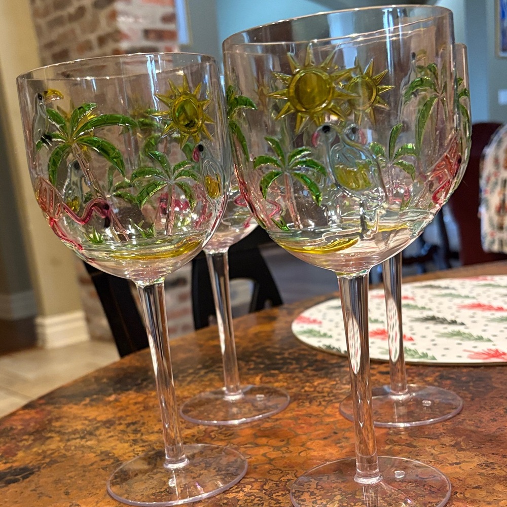 Tropical Flamingo Wine Glasses with Palm Tree Design